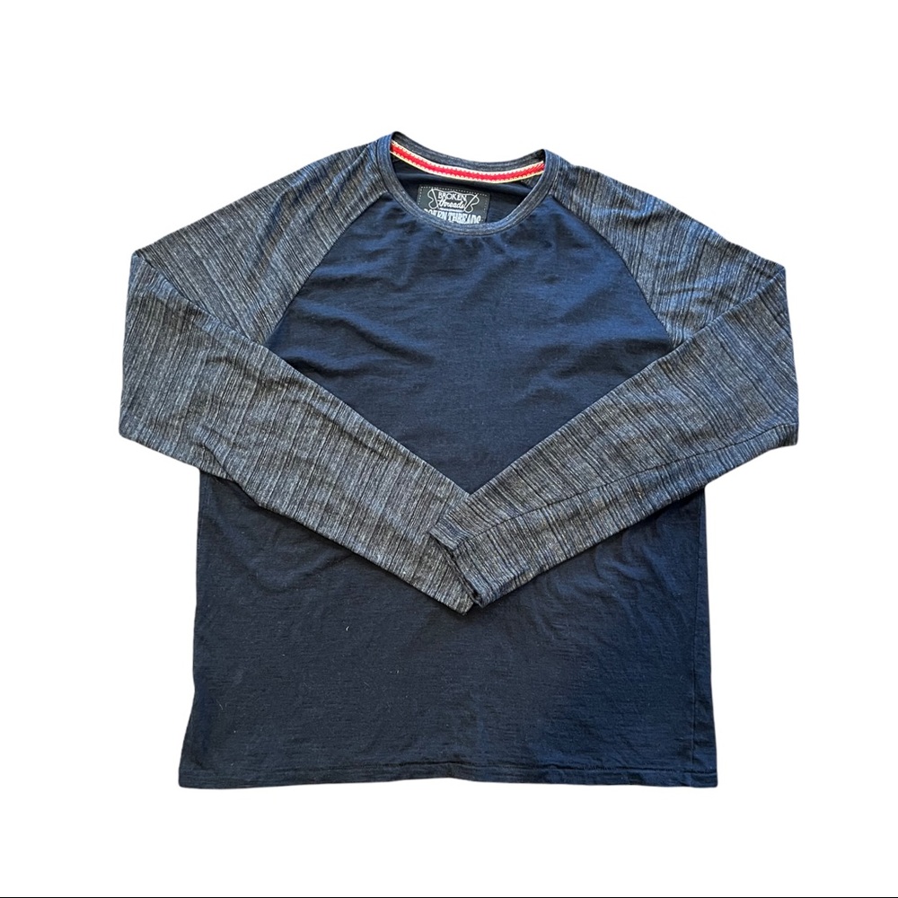 Broken Threads Mens XLarge Long Sleeve Tee